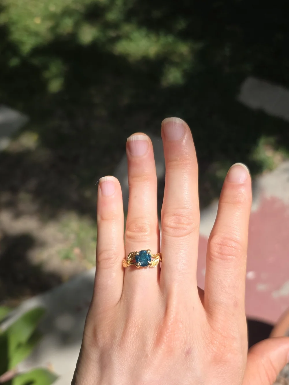 Gold Leaf Band Ring with Deep Teal Gemstone